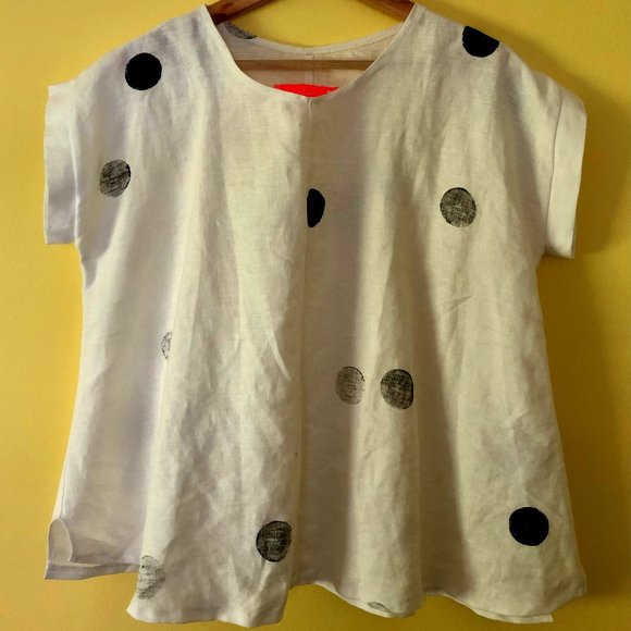 Hand painted polka dots top - Picture 1 of 4